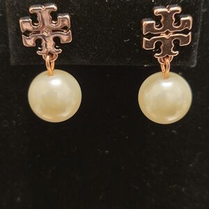 Tory Burch Logo Rose Gold Round White Pearl Drop Earrings Classic